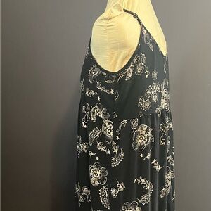 Lovestitch Black and White Floral Maxi Skirt